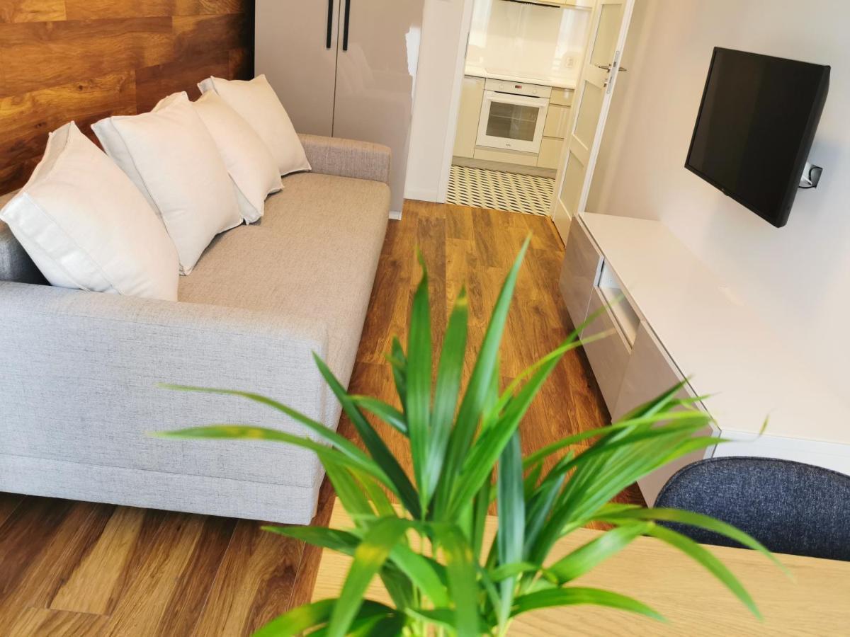 Zajezdnia Wrzeszcz Apartamenty Gdansk Exterior photo