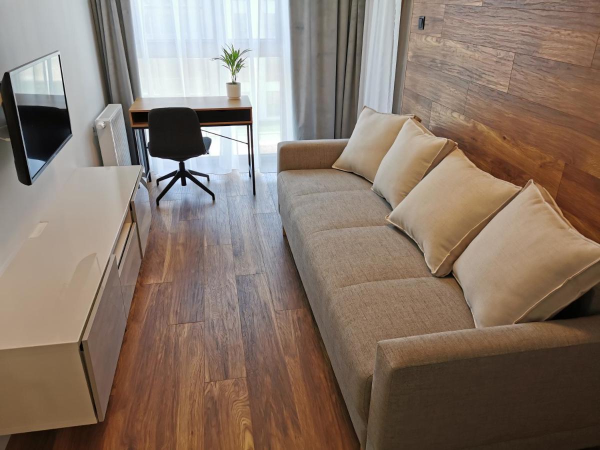 Zajezdnia Wrzeszcz Apartamenty Gdansk Exterior photo