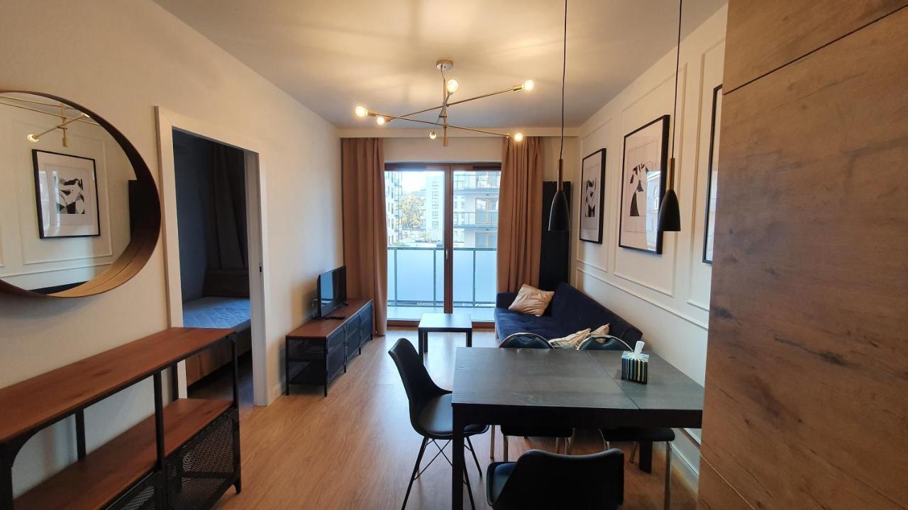 Zajezdnia Wrzeszcz Apartamenty Gdansk Exterior photo